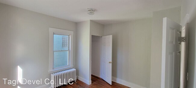 Foto del edificio - 3 br, 1.5 bath House - 227 Berwick