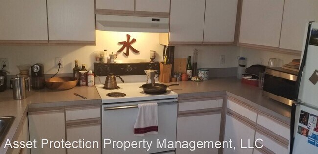 Foto del edificio - 1161-1165 NW Knoxville Blvd
