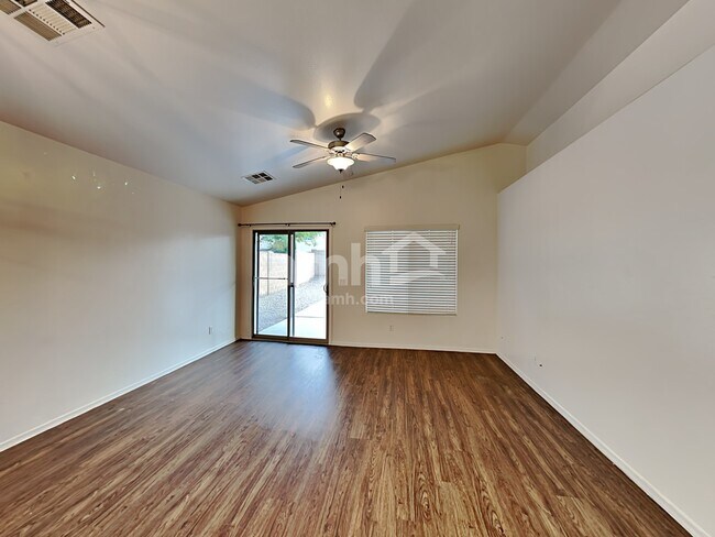 Foto del edificio - 1735 W Appaloosa Way