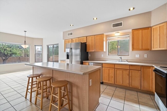 Photo - 1825 W Corte Tulipan House