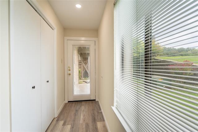 Building Photo - 907 Signal Ridge Pl