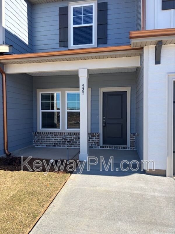 Foto del edificio - 527 Yuma Ln