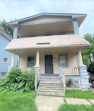 Building Photo - 11702 Honeydale Ave