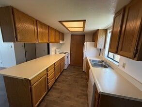 Building Photo - 545-551 Timothy Way