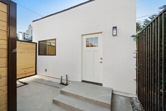 Building Photo - 2105 Camden Ave