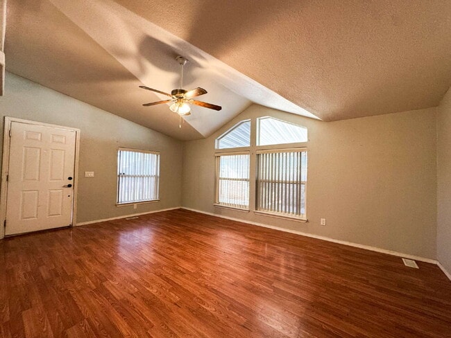 Building Photo - "Well-Maintained 3-Bed, 2-Bath Home in Foothills"!