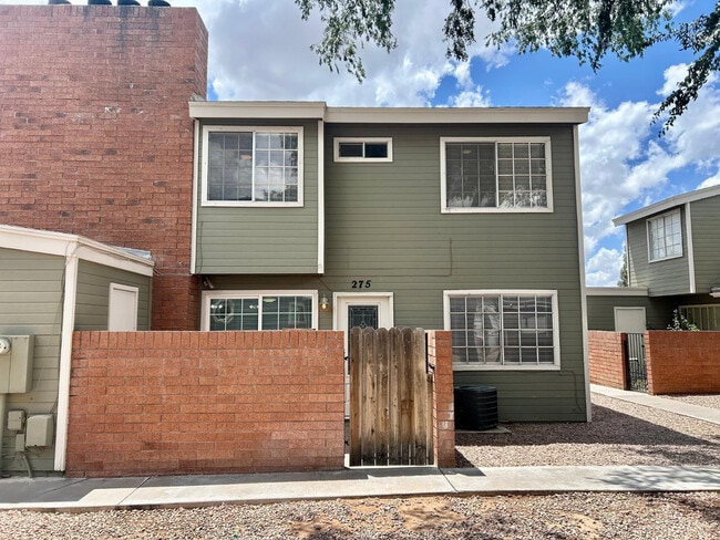 Building Photo - 2301 E University Dr