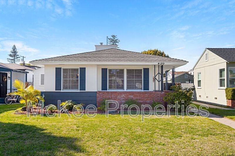 Primary Photo - 420 Pomona Ave