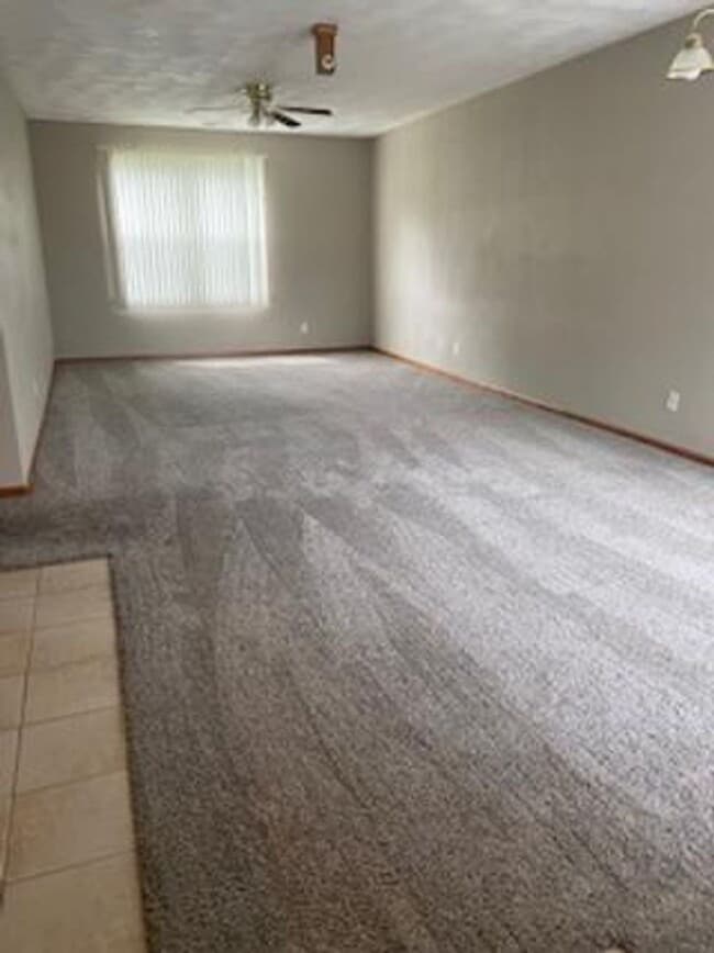 Building Photo - 10284 Clearwing Ln