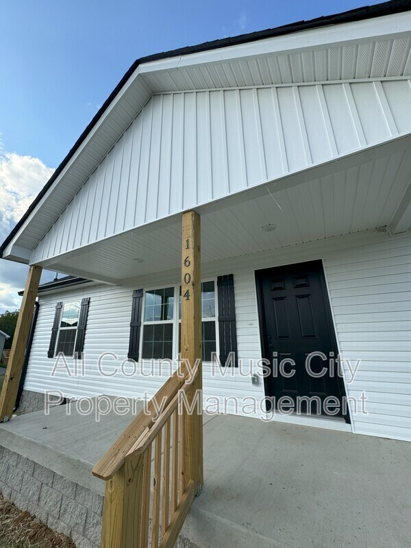 Building Photo - 1604 Alan Perryman Ave