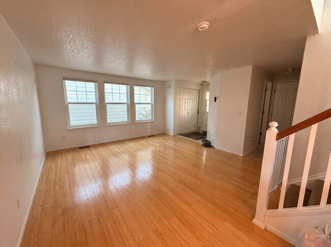 Photo - 8043 Clay Dr House