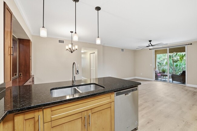 Foto del edificio - 6559 Emerald Dunes Dr