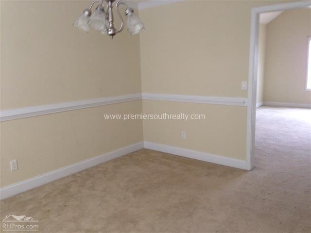 Building Photo - 1800 Princess Jasmine Ct