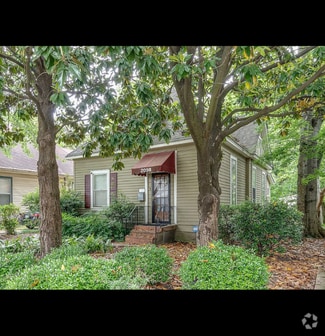 Building Photo - 2098 Court Ave