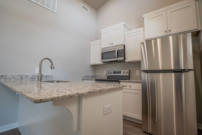 Foto del edificio - 2 Bed 2 Bath Home in Fayetteville!