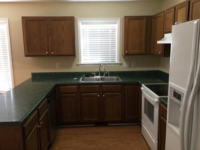 Foto del edificio - 4508 Hayrick Ct