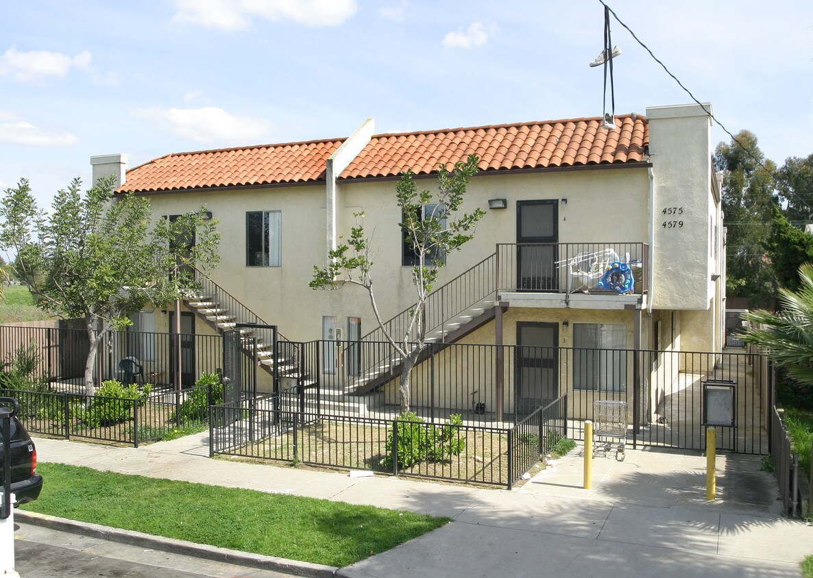 Foto del edificio - 4563 38th St