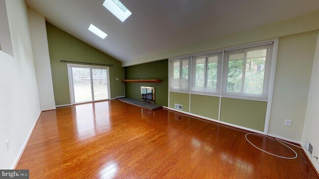 Building Photo - 8516 Doyle Dr