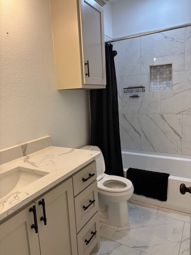 Foto del edificio - 274 Pine View Loop