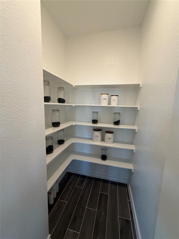 Foto del edificio - 306 Stinchcomb Rd