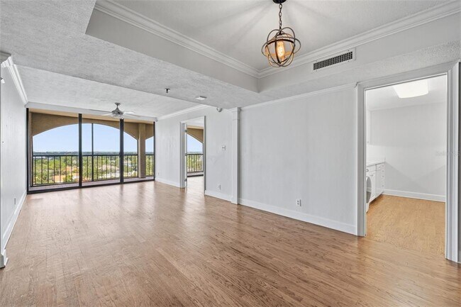 Foto del edificio - 3211 W Swann Ave