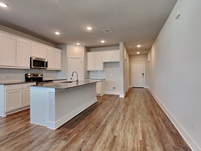 Building Photo - 1424 Marvin Gardens
