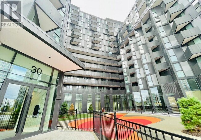 Building Photo - 30 Tretti Wy
