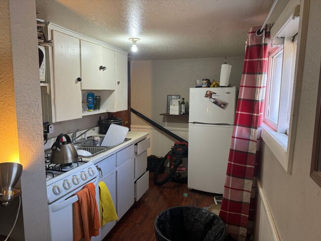 Foto del edificio - Cozy 1 Bed/1 Bath Home with Shared Yard!