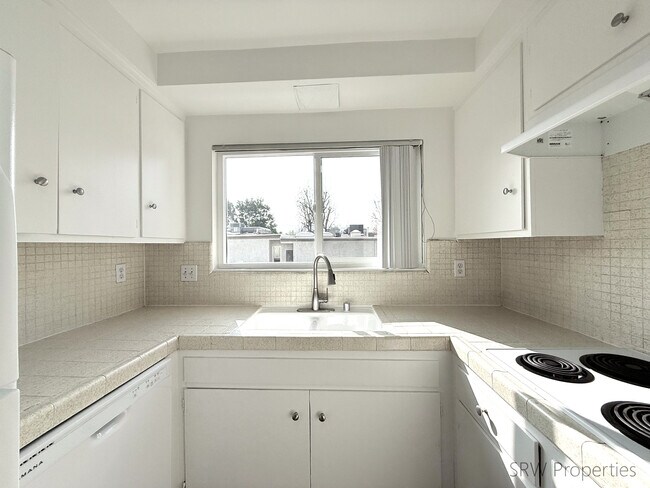 Foto del edificio - 4265 Colfax Ave