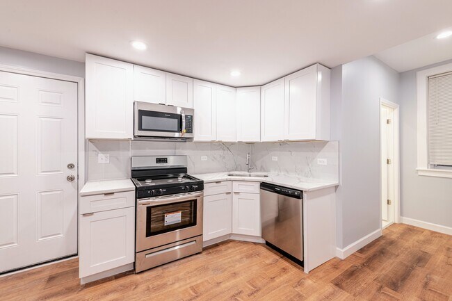 Foto del edificio - 7327 N Honore St