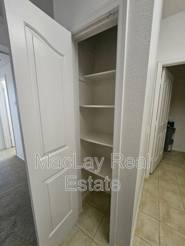 Foto del edificio - 16013 S Desert Foothills Pkwy