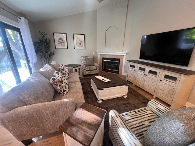 Building Photo - 900 N Player Ave