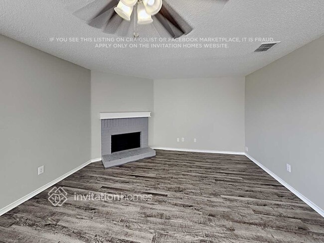Building Photo - 1451 Queen Annes Dr