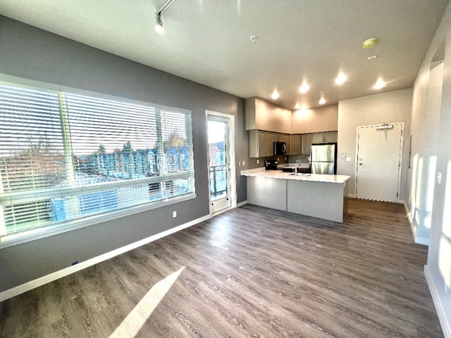 Building Photo - 2330 Yakima Ct