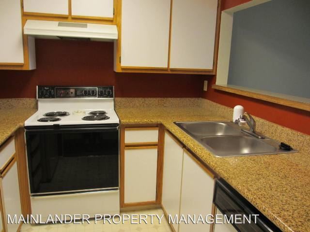 Building Photo - 20110 Larkspur Ln