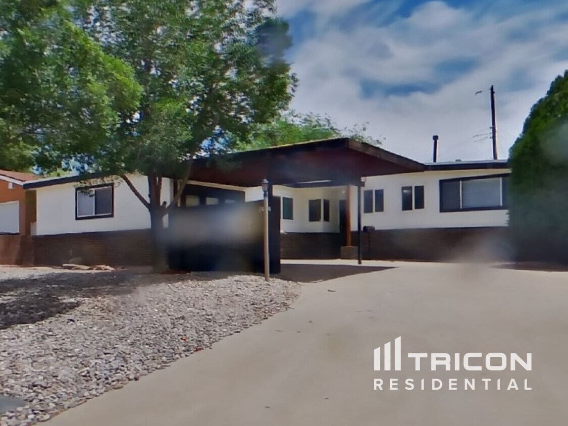 Foto principal - 1404 Dorothy St NE