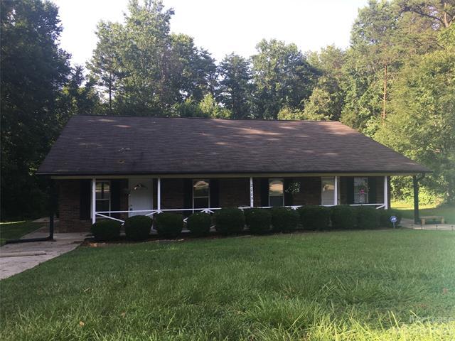 Building Photo - 2009 Grandhaven Dr