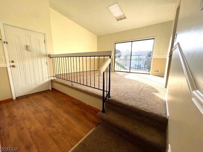 Foto del edificio - 1308 Spruce Hills Dr