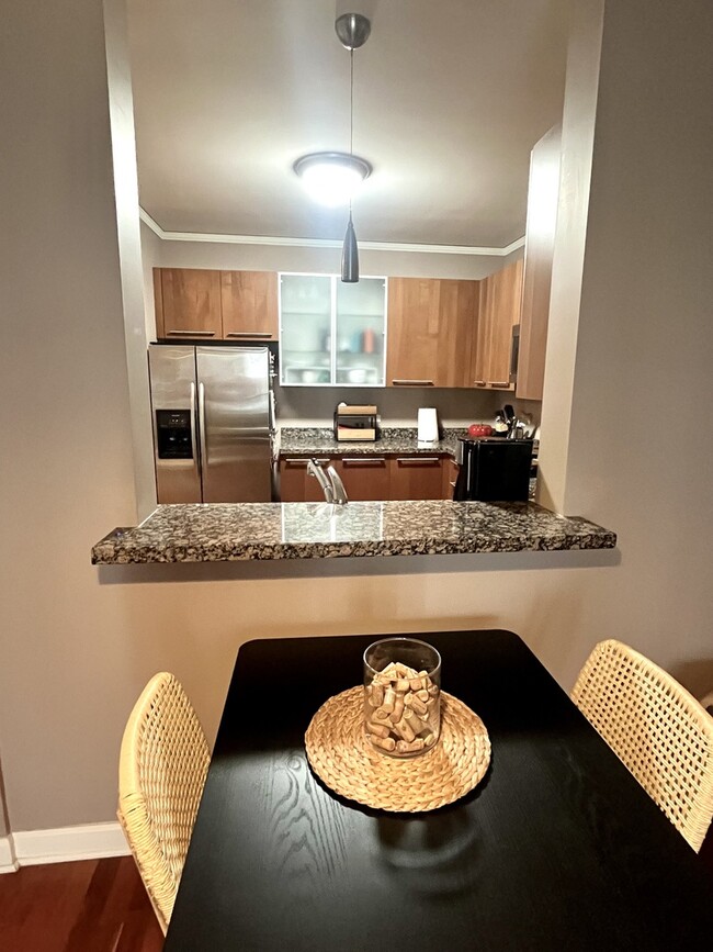 Foto del edificio - 420 E Waterside Dr