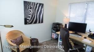 Interior Photo - London Court