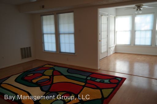 Foto del edificio - 1486 Greenbriar Cir