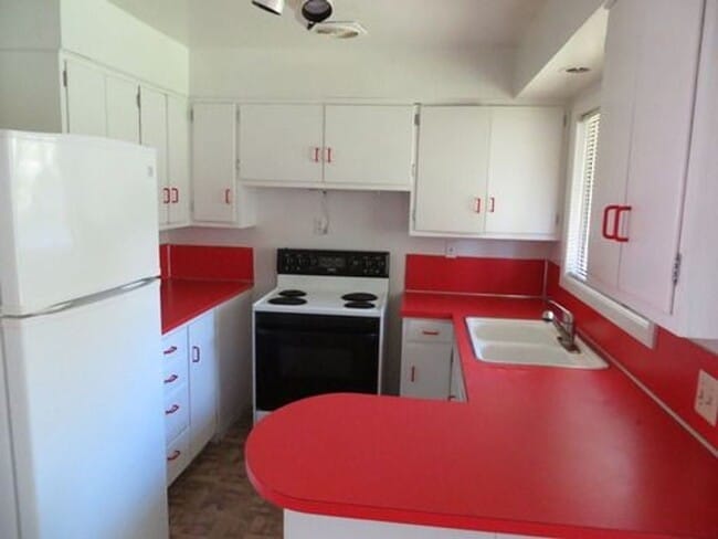 Building Photo - Hayden Bridge Duplex