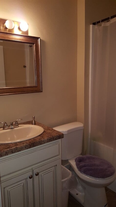 Building Photo - 840 16th St N