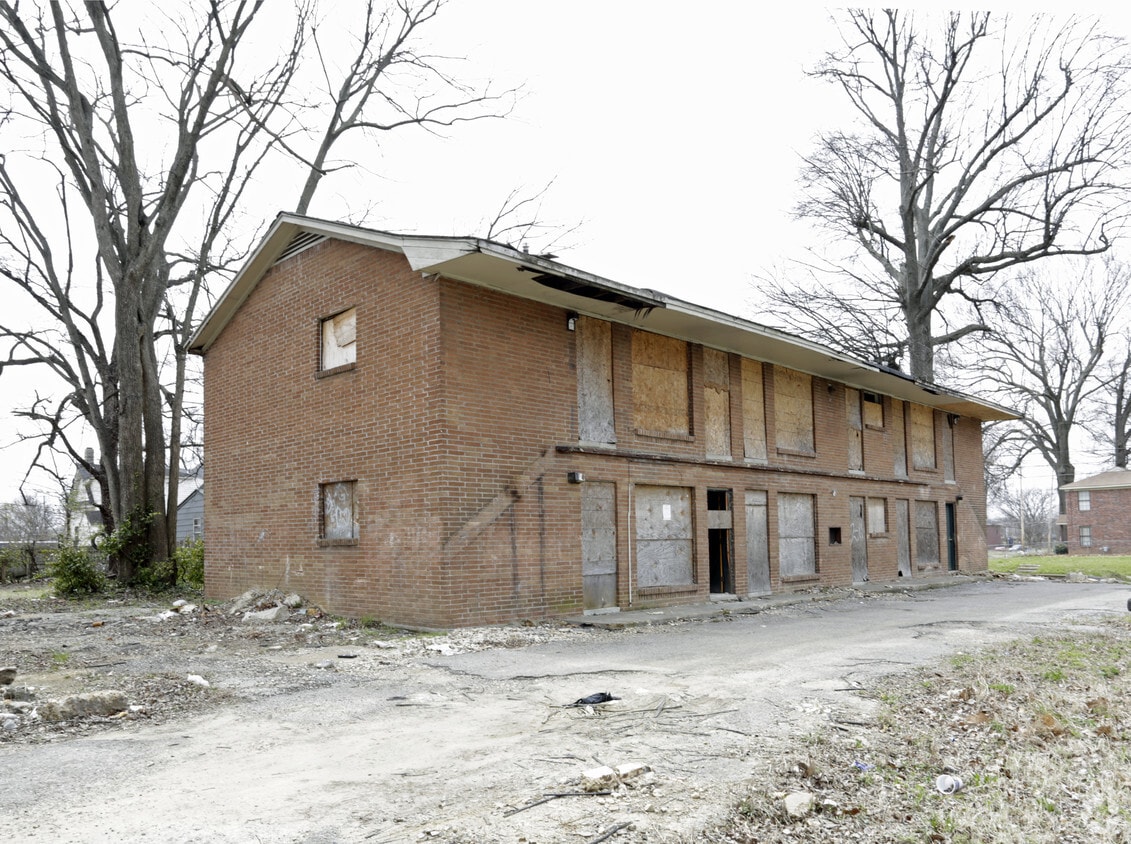 Building Photo - 1106 Latham St