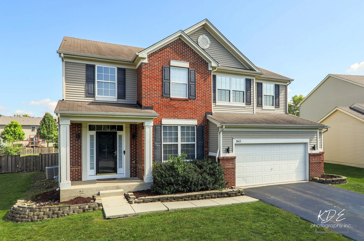 Foto principal - 2612 Lundquist Dr