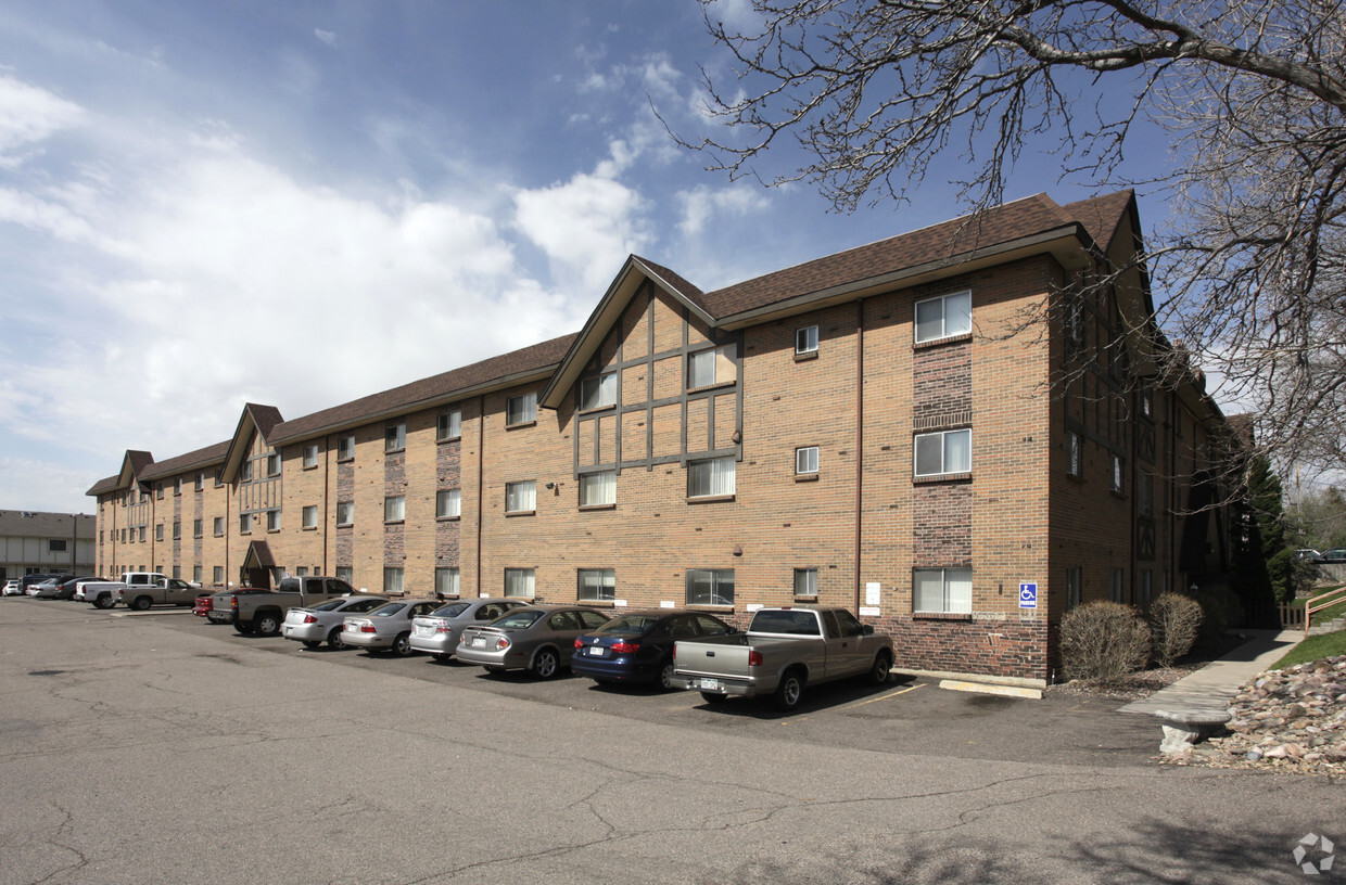 Building Photo - Crestview Apartments