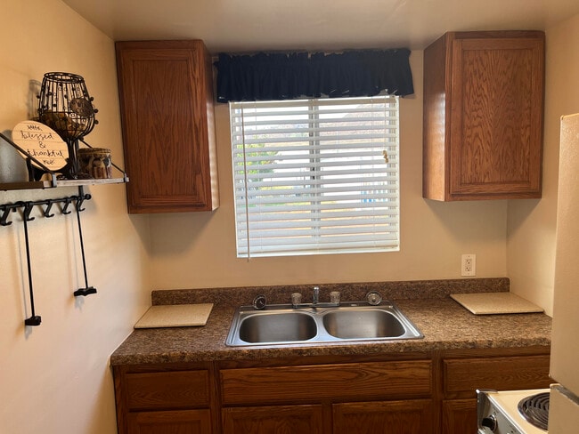 Foto del edificio - 1032 Greta St