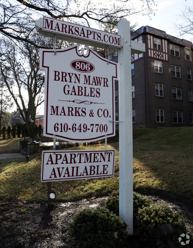 Bryn Mawr Gables Apartments