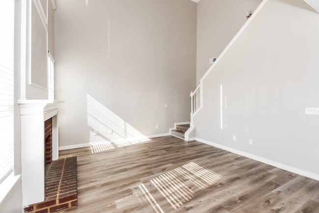 Building Photo - 5502 Somer Ridge Ct