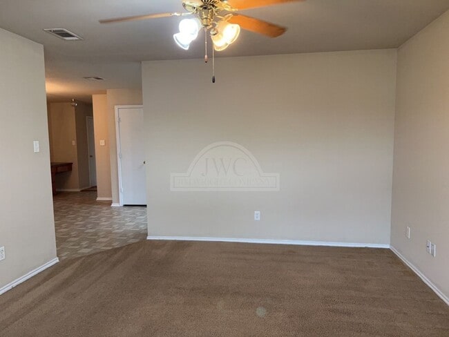 Building Photo - 5106 Lauren Lea Dr